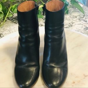 MAJE Woman Size 6 Leather Heeled 3.25” Ankle Boots